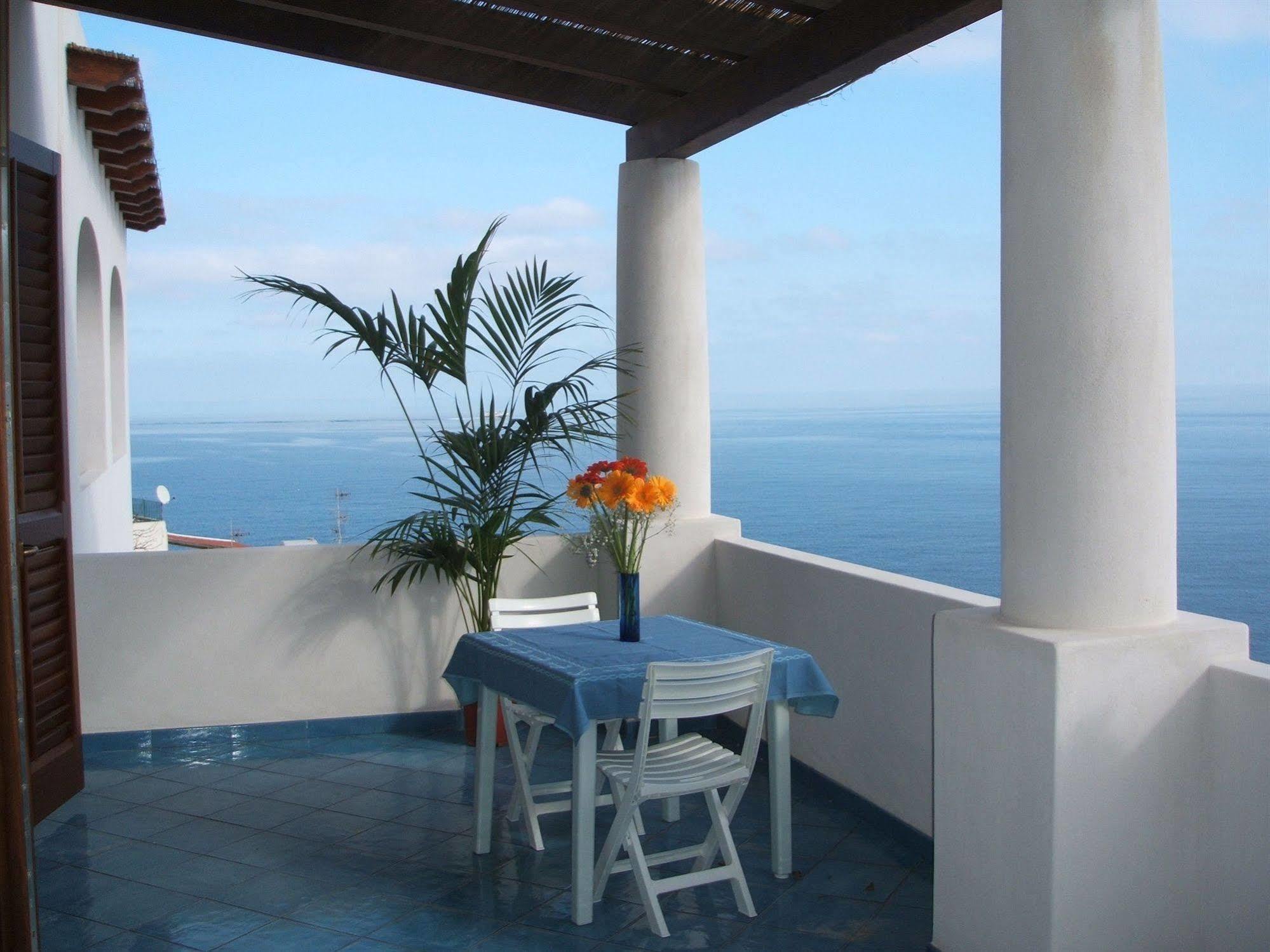 Oltremare Residence Hotel Lipari  Zewnętrze zdjęcie